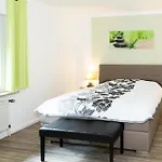 Апартаменты Lueneburger Heide - Am Hoepen Шнефердинген